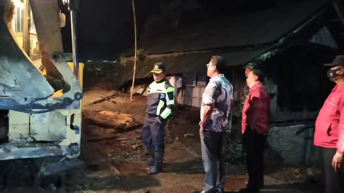 Pascalongsor, Jalan Penghubung Desa Doulu dan Desa Semangat Gunung Telah Bisa Dilalui