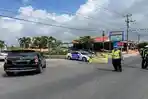 Kendaraan Memadati Ruas Jalan Ogan Ilir Jelang Lebaran, Mobil Diarahkan Melintas dari Tanjung Senai