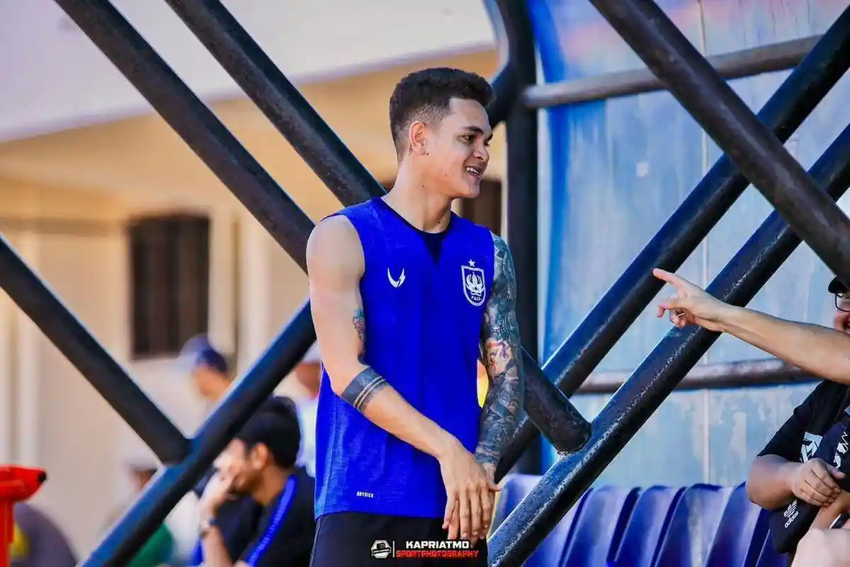 Prediksi Susunan Pemain PSS vs PSIS: Bocah Ajaib Geser Pahlawan Mahesa Jenar di Liga 1 Musim Lalu