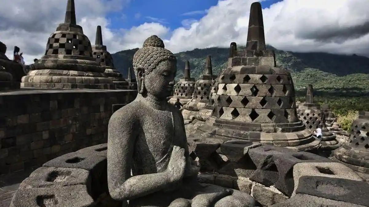 Cantiknya Candi Borobudur, 30 Menit dari Pusat Kota Magelang, Ada Pertunjukan di Libur Lebaran 2025