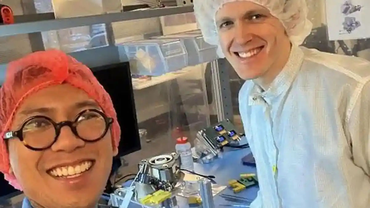 Kisah Aldo, Pria Indonesia yang Terlibat Rakit Robot Pembersih Sampah Satelit Luar Angkasa di AS