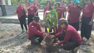 I-Nyoman323654.jpg