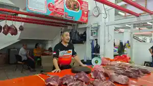 pedagang-daging-haji-maros.jpg