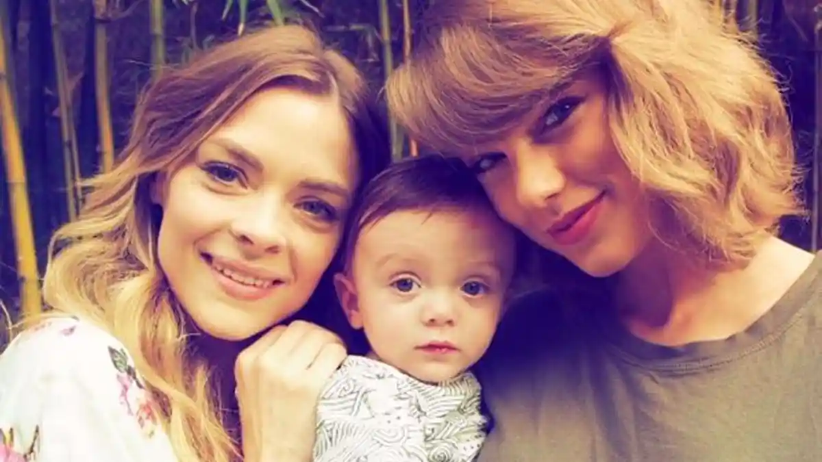 Donasi Taylor Swift - Jaime King Ucapkan Terima Kasih Atas Sumbangan yang Luar Biasa