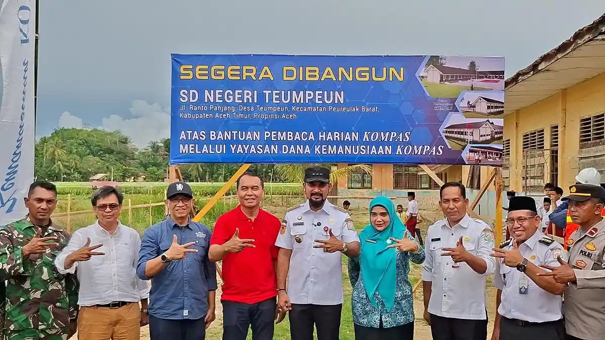 Kompas Bangun Kembali SDN Teumpeun Aceh Timur, Ini Kata Bupati Al-Farlaky - Serambinews.com