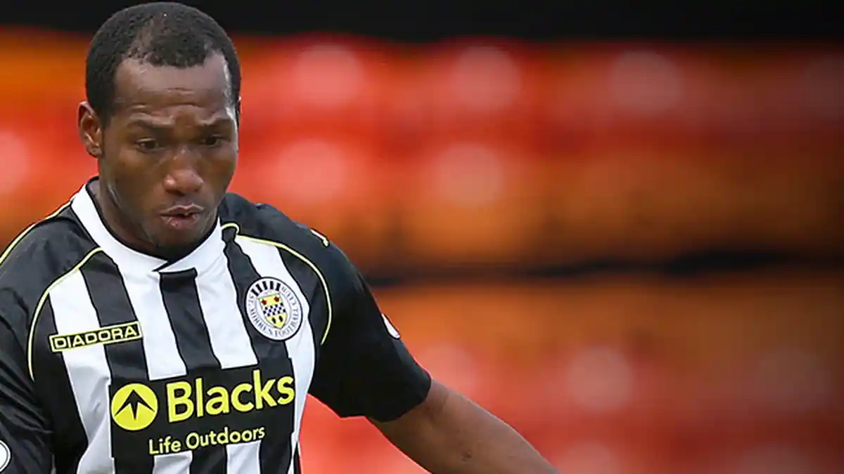 Eric Djemba-Djemba Tak Lolos Verifikasi, Batal Perkuat Persebaya