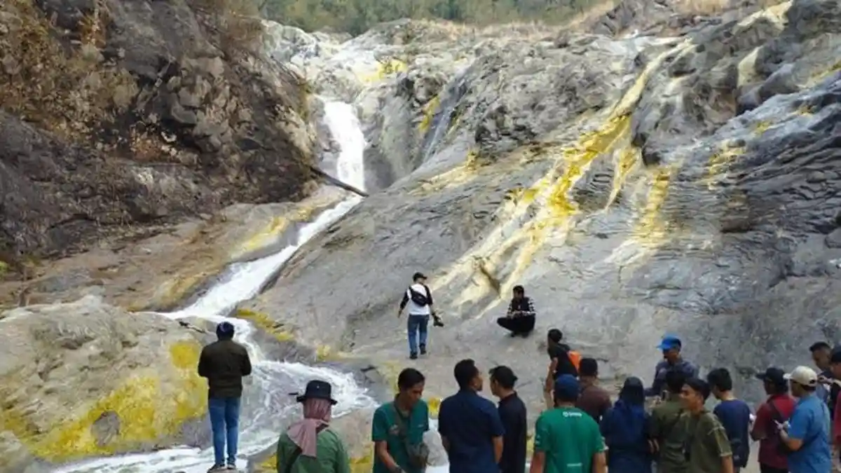 Air Terjun Kalipait Bondowoso Ditutup dari Kunjungan Wisatawan Gara-gara Banyak Sampah