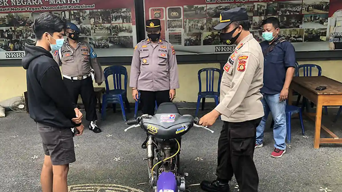 Polisi Beri Waktu Pelaku Trek-trekkan di Jembrana Lengkapi Surat Motor, Bila Tak Ada, Bisa Dipidana
