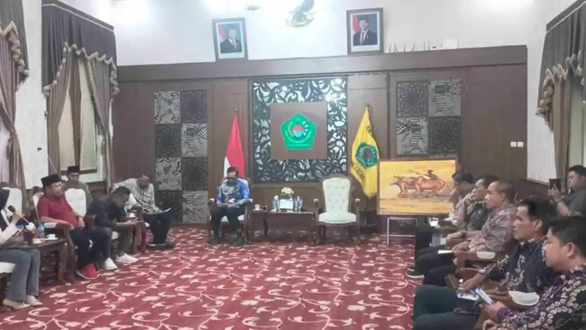 Tak Ingin Identitas Budaya Memudar, Bupati Pamekasan Tegaskan Komitmen Pelestarian