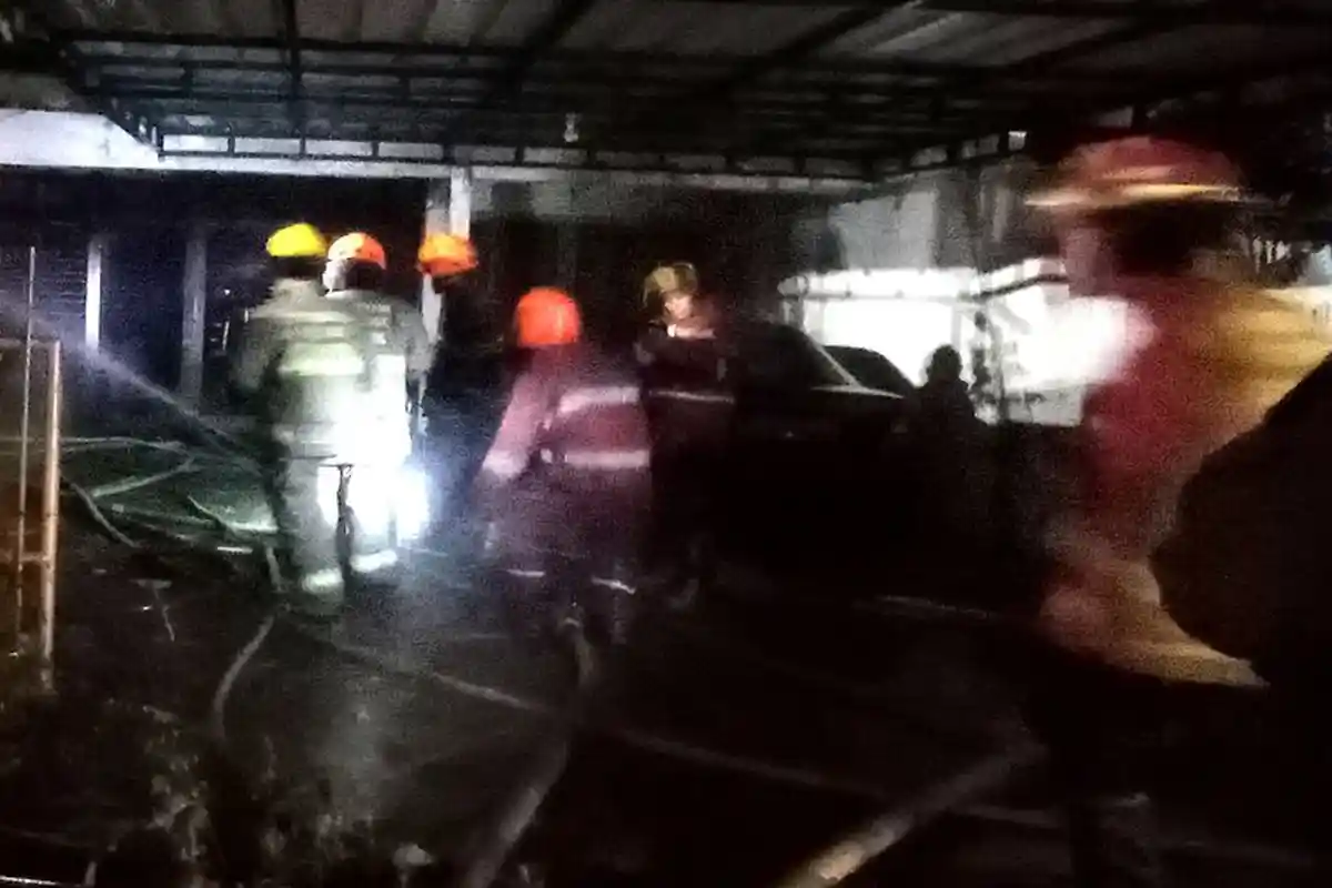 Ibu dan Anak Terjebak Kebakaran Rumah di Astana Anyar, Sang Putri Kehabisan Oksigen