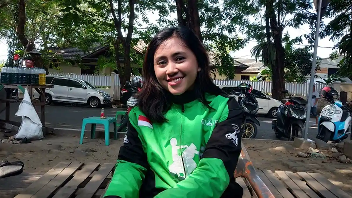 POPULER PADANG - Kisah Linda Si Driver Ojol di Padang| 9 Parpol yang Punya Kursi di DPRD Padang