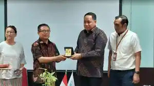 Pertemuan-Ketua-Umum-PGI-Pdt-Gomar-Gultom-dan-jajaran-dengan-Komisioner-Bawaslu-RI09.jpg