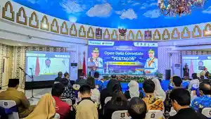 Gubernur-Gorontalo-Gusnar-Ismail-saat-berpidato-dalam-cara-peluncurkan-Open-Data.jpg