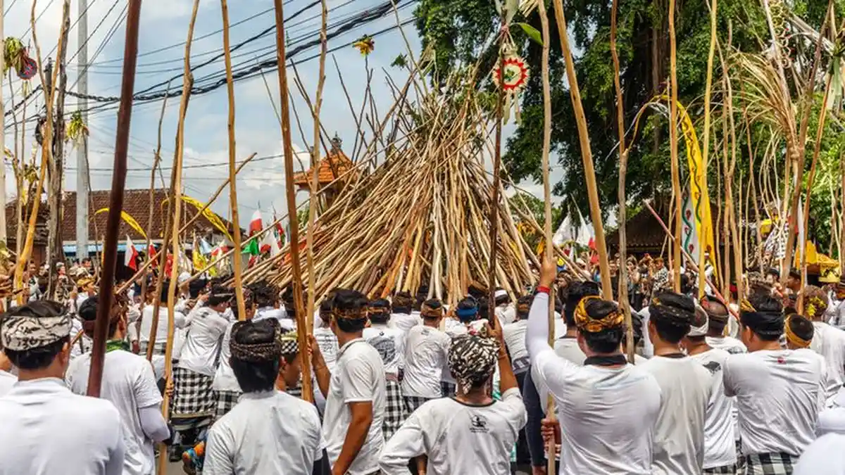 Mengenal Makna Hari Raya Kuningan: Perayaan Hanya Sampai Siang Hari dan ...