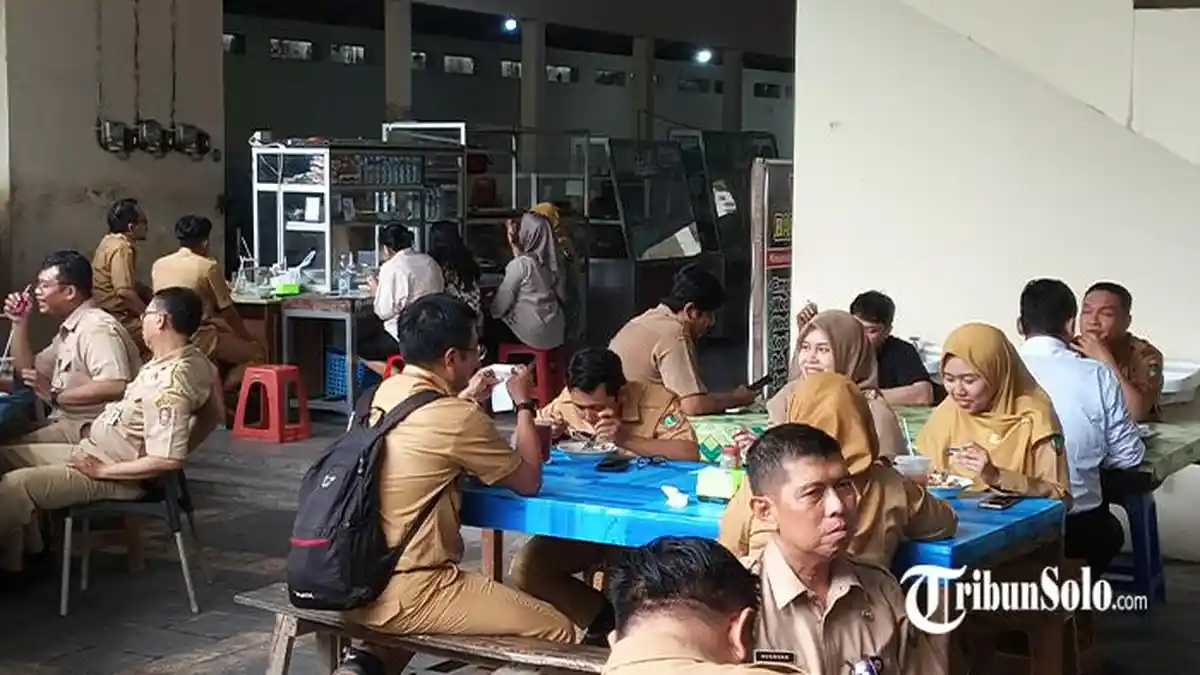 Curhatan Pegawai THL Karanganyar : Rugi Jadi THL! Kerja Pagi hingga Sore, Tak Bisa Cari Sampingan