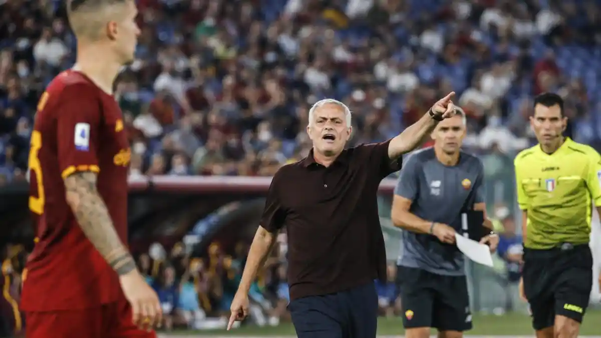 Gol El Shaarawy Buat AS Roma Unggul dan Hadiah Terindah Mourinho di Pertandingan ke 1000 Baginya