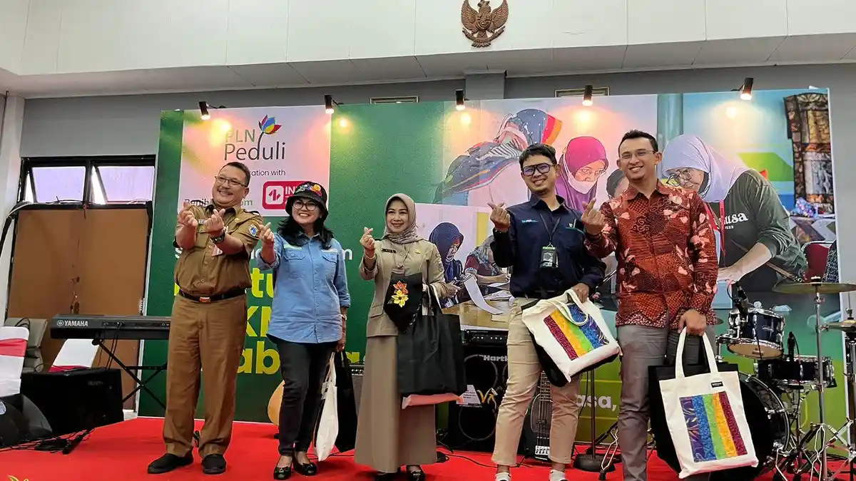Latih UMKM Hingga Difabel, PLN Peduli dan BenihBaik Gelar Seremoni Penutupan Program Bantuan