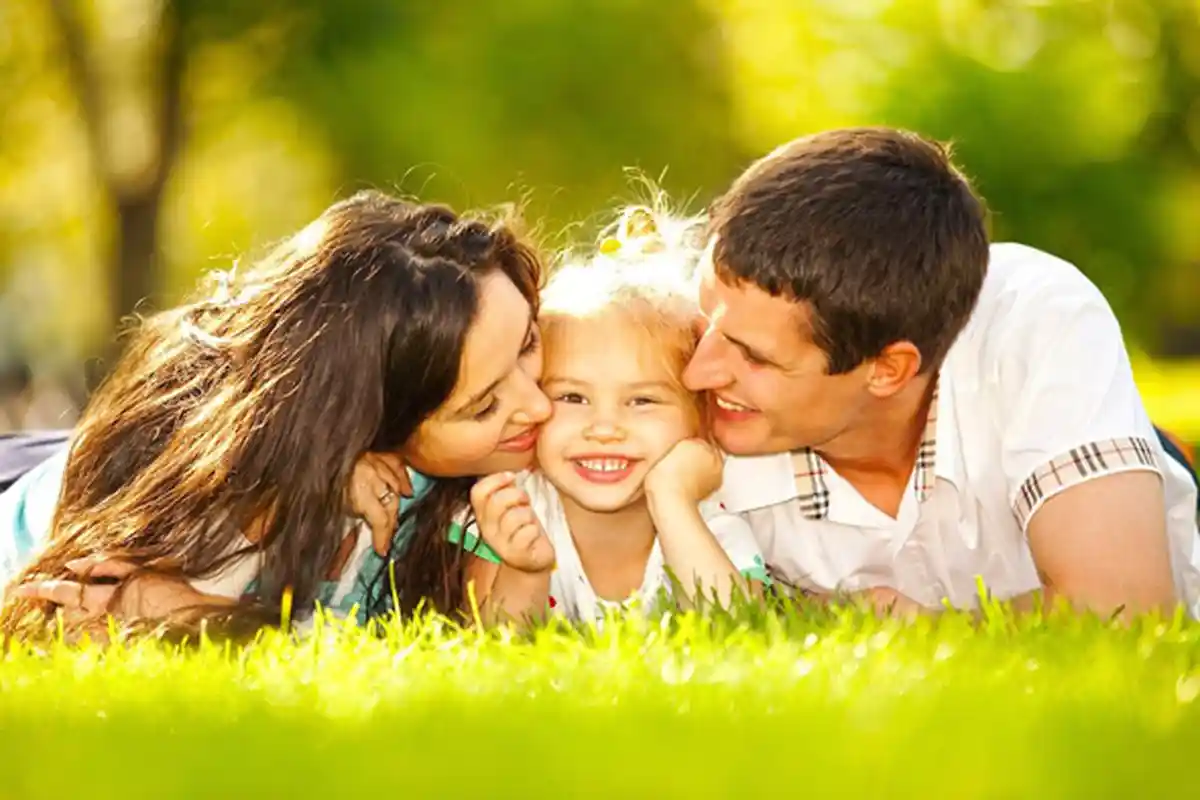 Ibu Berperan dalam Tumbuh Kembang Anak dan Bapak Berperan Meningkatkan IQ Anak