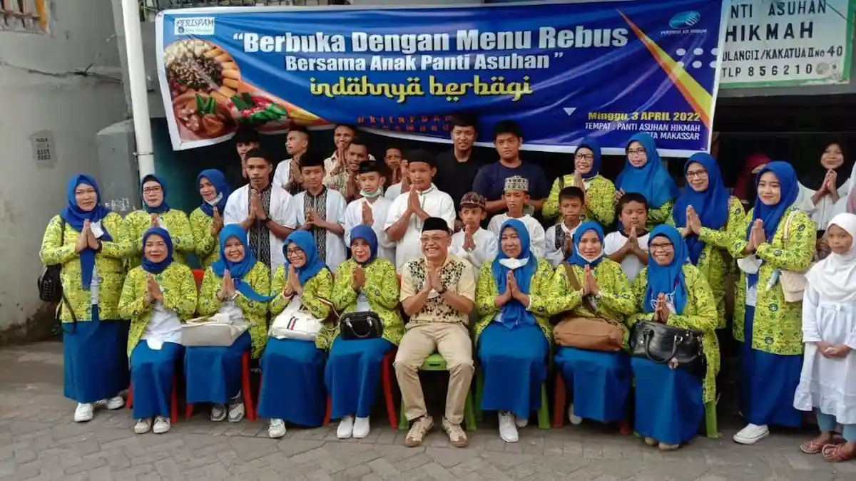 Buka Puasa di Panti Asuhan, Beni Iskandar Bawa Makanan Rebusan