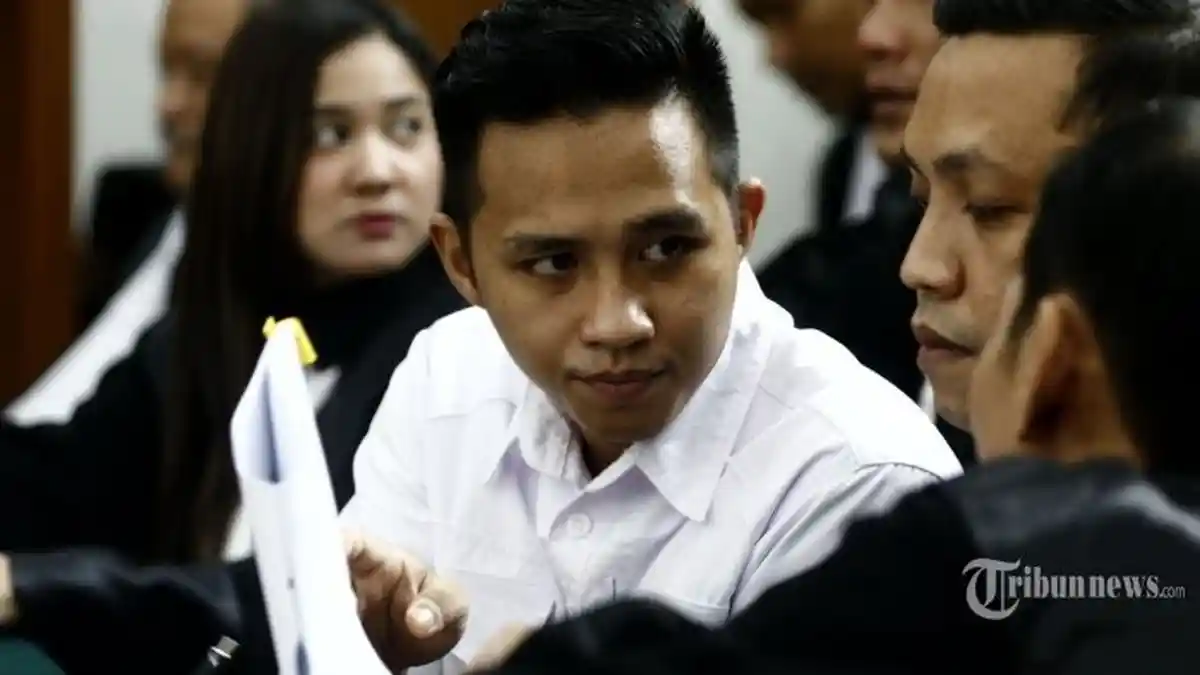 Komisi Etik Polri hanya Beri Sanksi Demosi Tahun dan Mutasi , Status ...