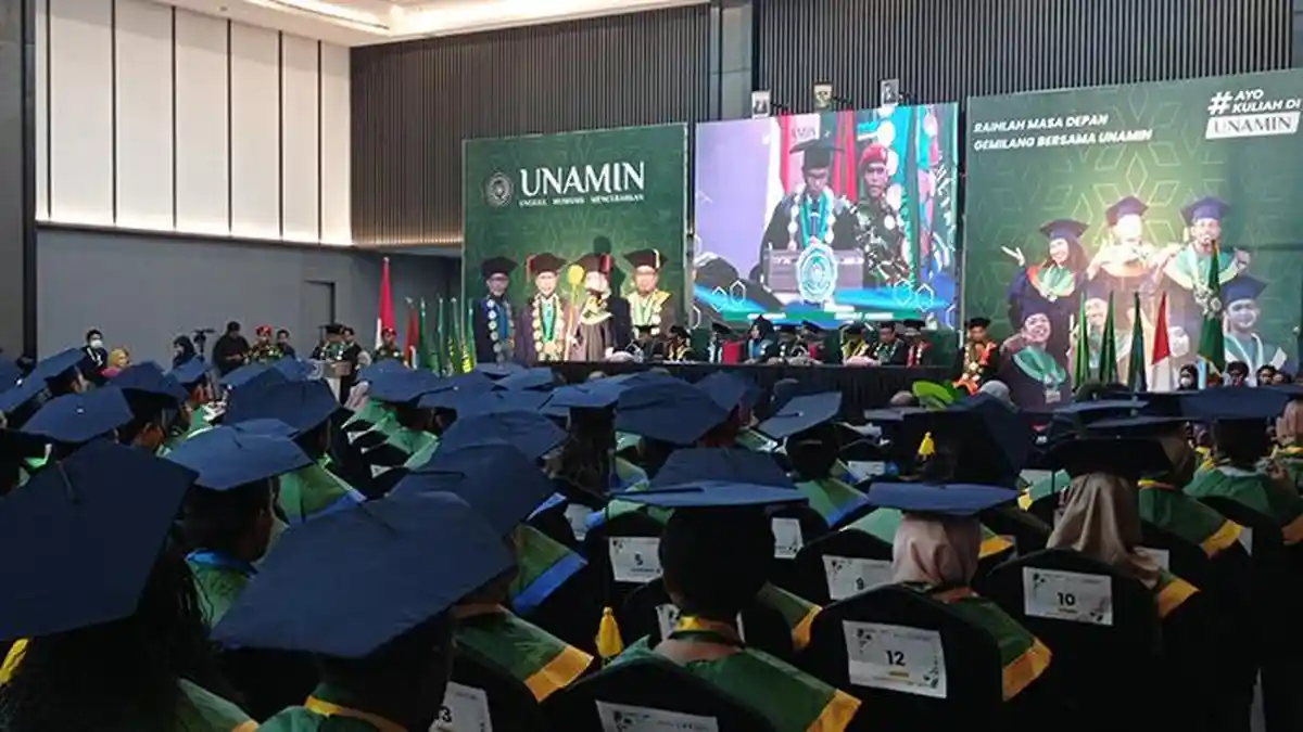 208 Sarjana Muda Kembali Lahir dari Rahim UNAMIN, Target Jadi Riset University Pertama di Papua