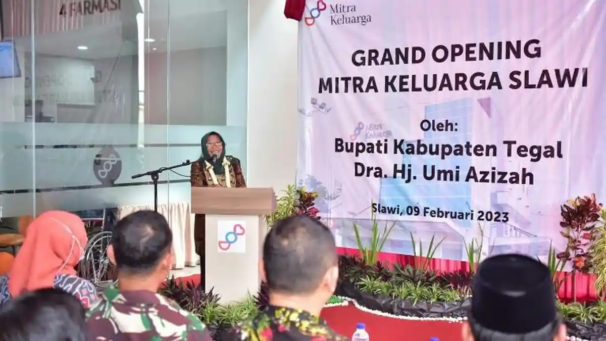 Hadiri Pembukaan RS Mitra Keluarga Slawi, Bupati Umi Ingatkan Layanan Dokter dan Seyum Ramah Petugas
