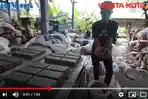 VIDEO Sampah Plastik Didaur Ulang Jadi Paving Block di Pondok Pinang