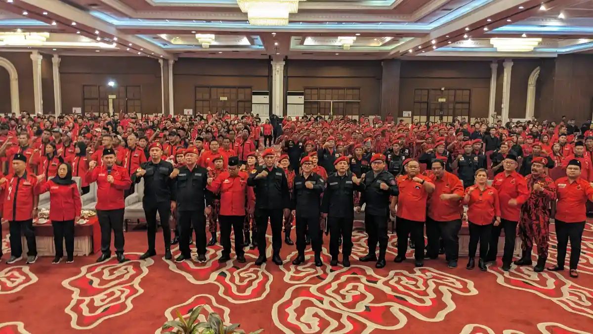 Komarudin Watubun Gembleng dan Gelorakan Semangat Juang Kader PDI Perjuangan Kota Yogyakarta