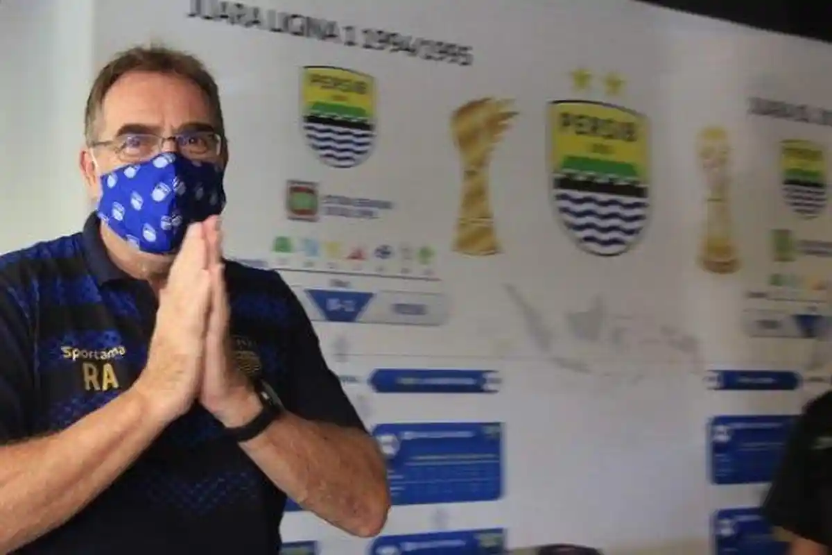 Ini Alasan, Robert Alberts Katakan Persib Bandung Pantas Berlaga di AFC Cup Wakili Indonesia, INFO