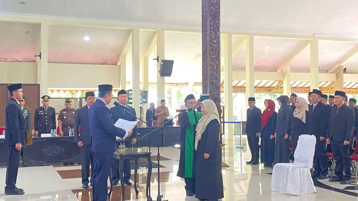 Kepala Dinsos P3AKB Dilantik Jadi Penjabat Sekda Bondowoso
