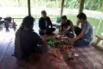 Yayasan Ngarumat Lembur Tanam 1000 Pohon Lestarikan Alam