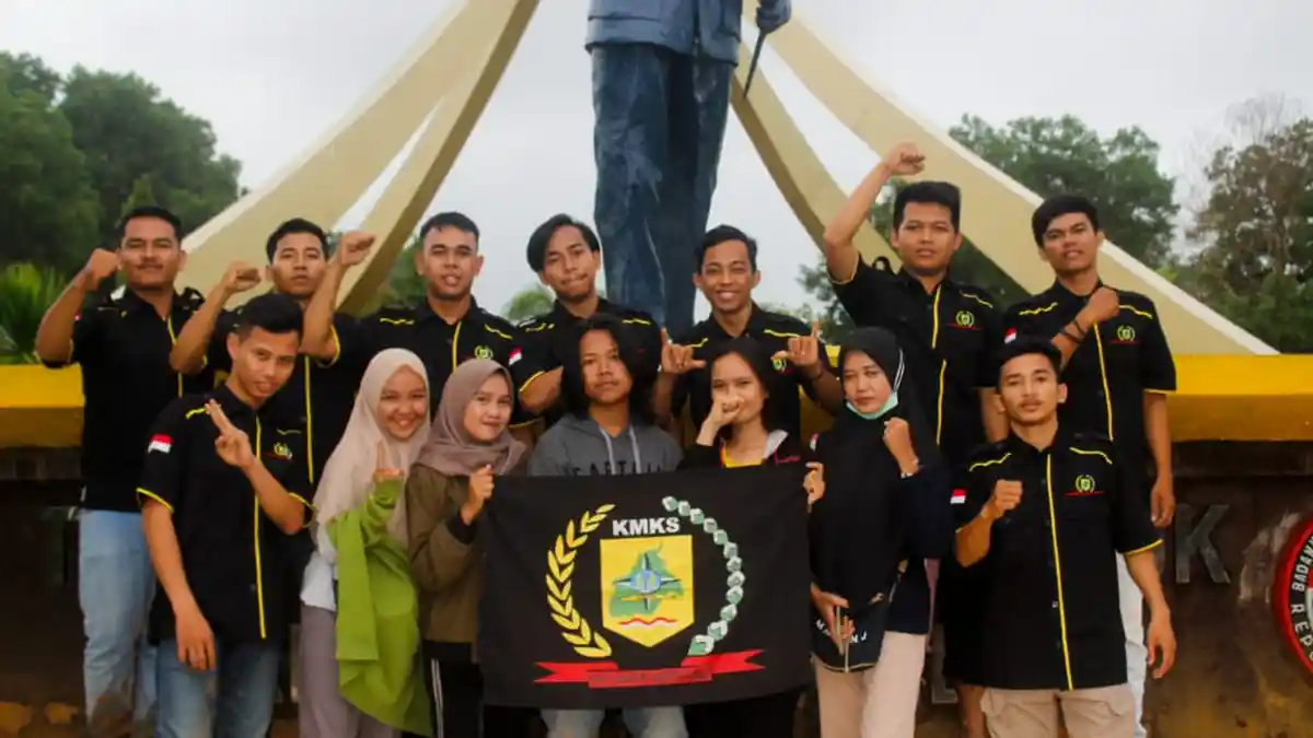 Komite Mahasiswa Kabupaten Sambas Buka Posko Bantuan UTBK SBMPTN