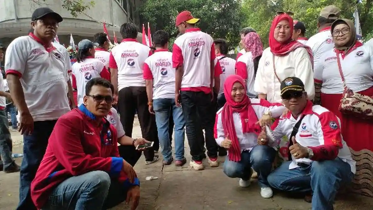 Sahabat Mario Kawal Pendaftaran Partai Perindo ke KPU