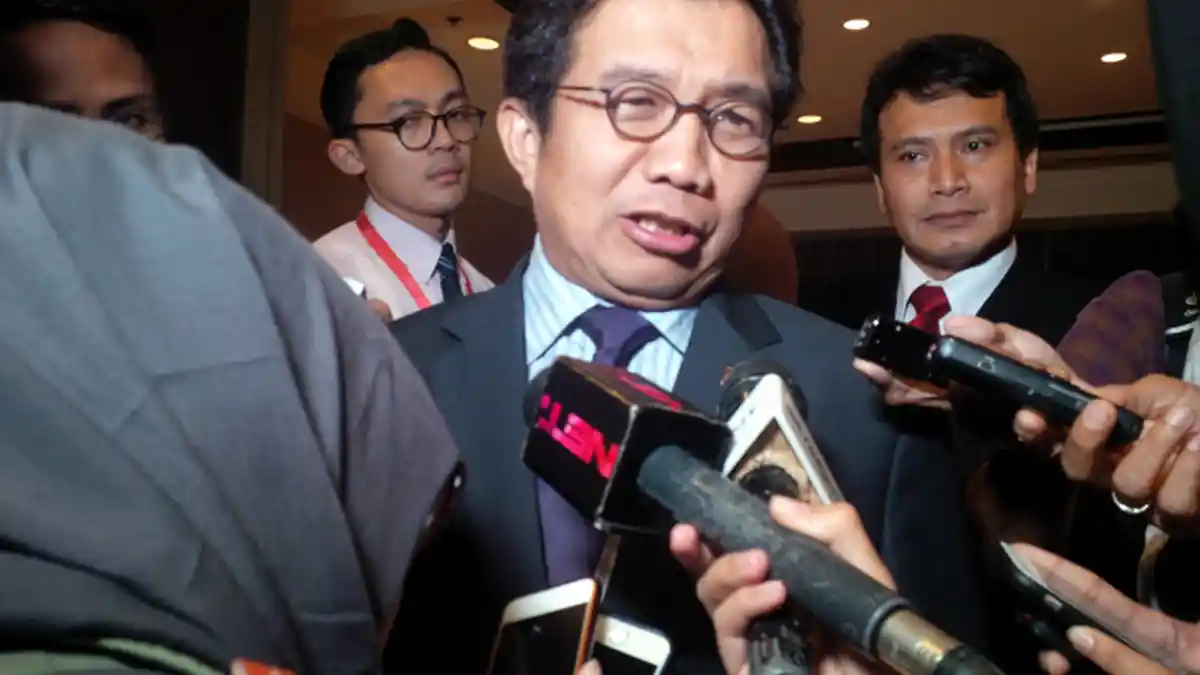 OJK Siapkan Insentif Bagi Bank yang Mendorong Efisiensi