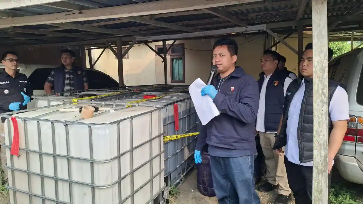 Modus Dugaan Penimbunan 5.3 Ton BBM Solar di Kepahiang, Dibeli Eceran ...