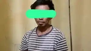 Pria-berinisial-DL-40-di-Kecamatan-Tommo-Kabupaten-Mamuju-Sulbar-diringkus-polisi.jpg