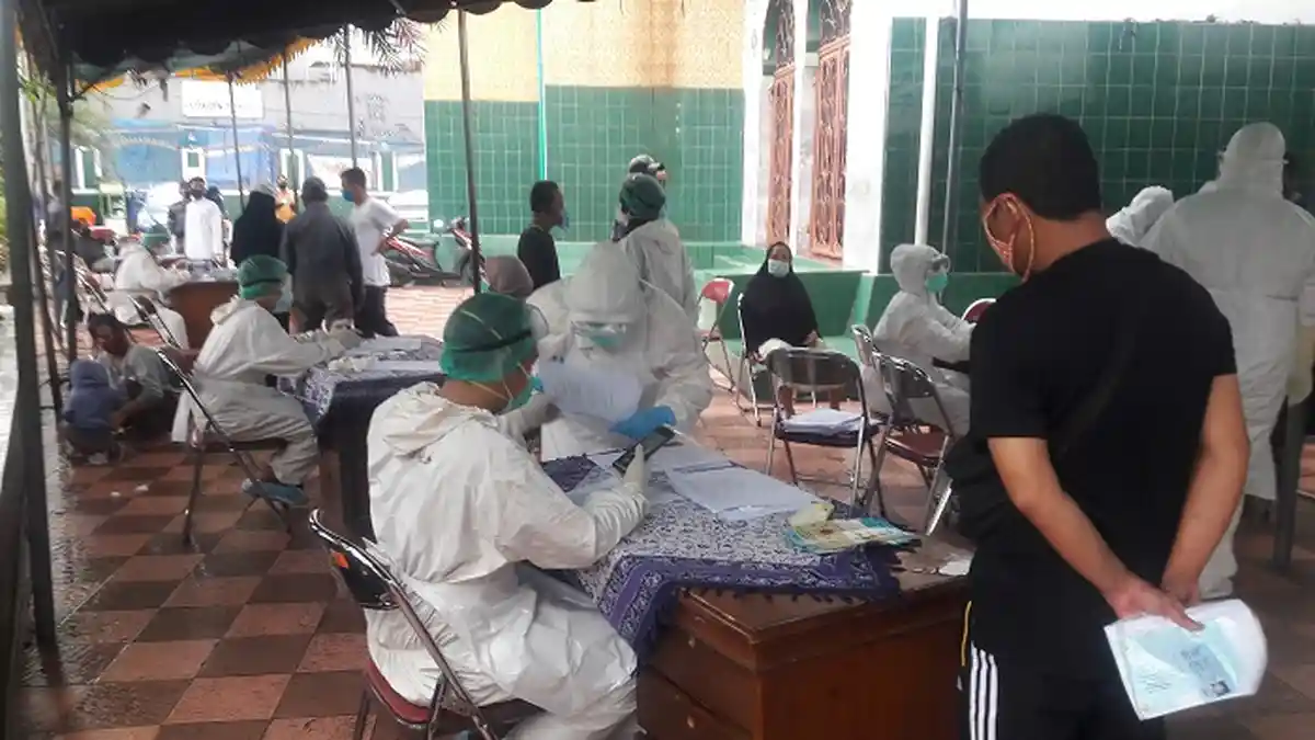 Jadi PDP Tiga Warga Kebon Kacang Isolasi Mandiri di Rumah