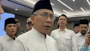 BERI-PENJELASAN-Ketua-Umum-PBNU-KH-Yahya-Cholil-Staquf-saat.jpg