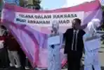 Celana Dalam Raksasa untuk Abraham Samad