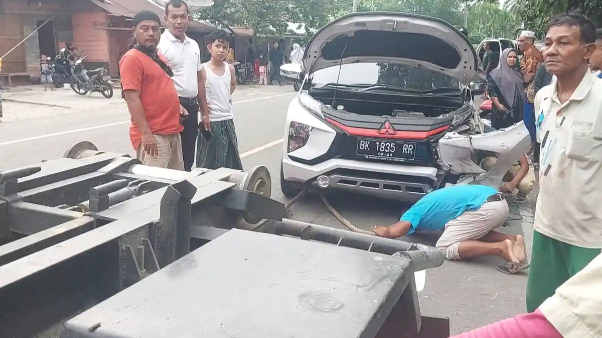 Sopir Hilang Kendali, Diduga Penyebab Tabrakan Beruntun di Teupin Mane Juli Bireuen