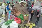 Polisi Tertibkan Pedagang Kaki Lima dan Parkir Liar di Pasar Pasir Gintung