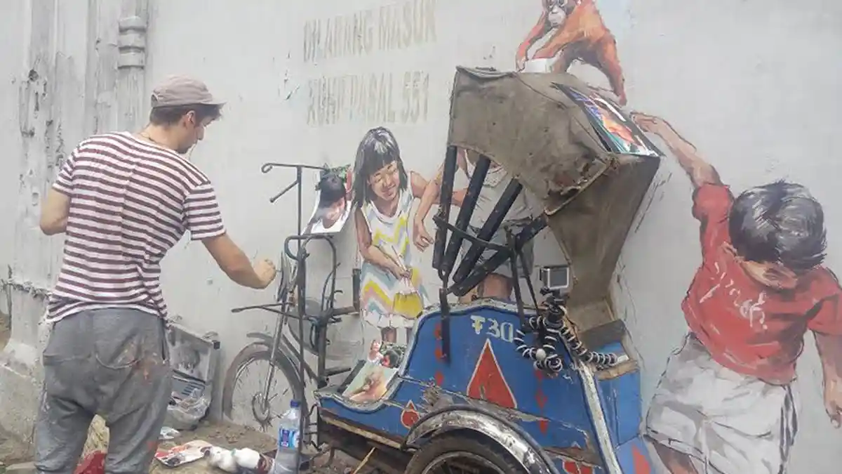Artis Mural Dunia Menggambar Dinding Gedung Tua di Medan - karya-mural-artis-dunia-di-medan_20170221_130143.jpg