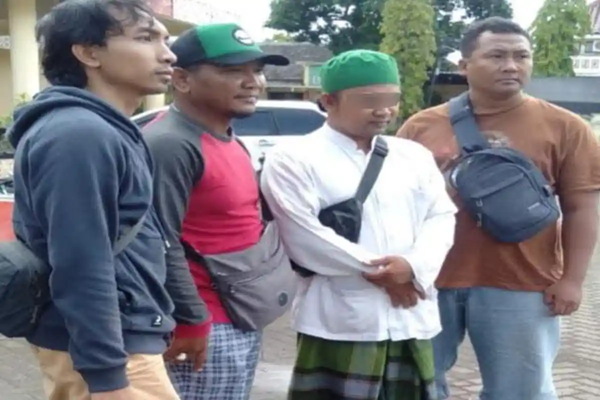 Teriakan Siswi 16 Tahun Buyarkan Aksi Bejat Pria Situbondo, Diselamatkan Anggota TNI, Pelaku Diciduk