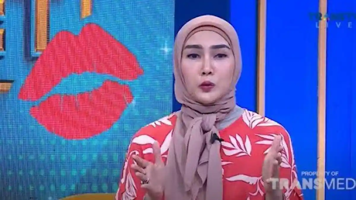 Arie Untung Minta Maaf Soal Poligami, Fenita Arie Ternyata Beri Izin