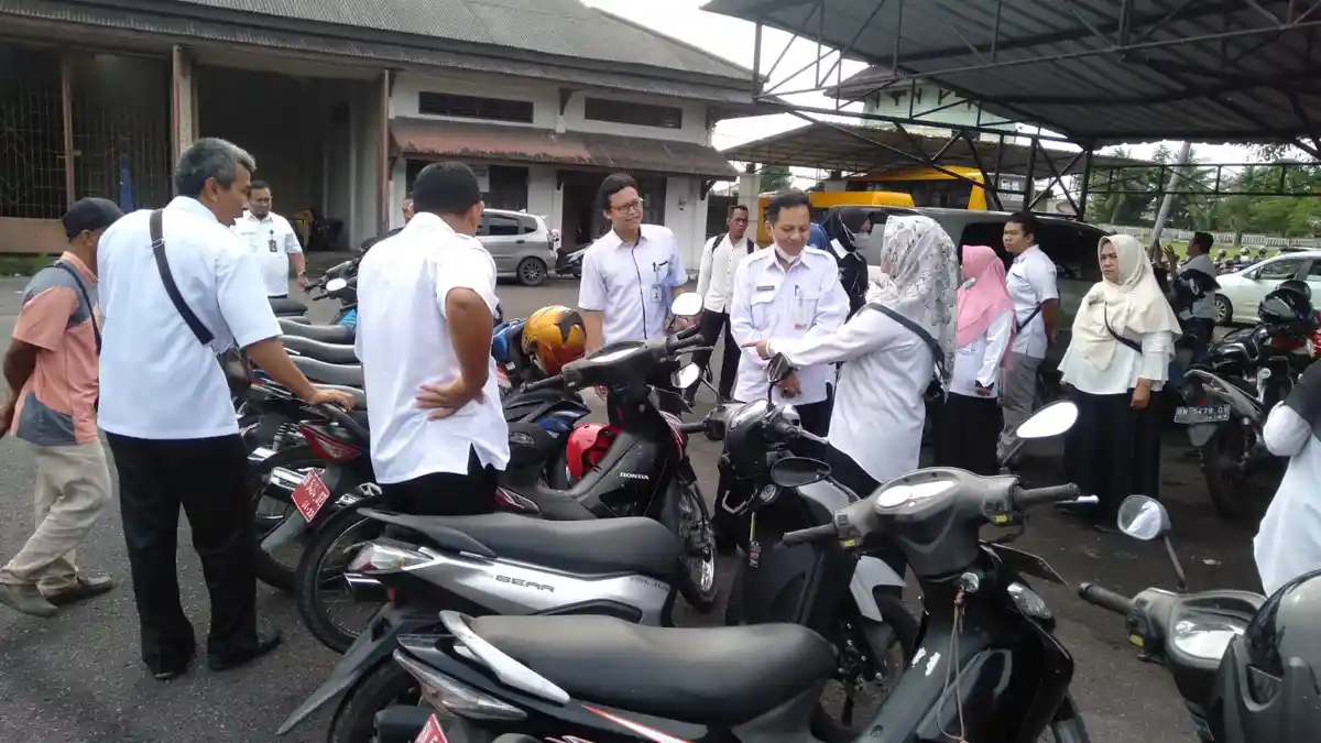 Sekda Cek Motor Dinas Setda Bangka, Banyak Temuan dari STNK Hilang hingga Tidak Bayar Pajak