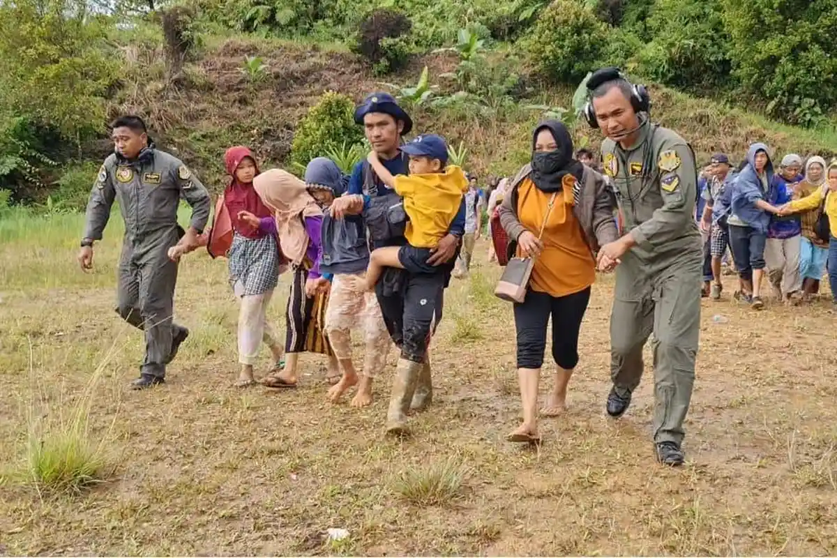 500 Warga Tibussan Luwu Sulsel Terisolir! Stok Makanan Cukup untuk Hari Ini, BNPB Putar Otak