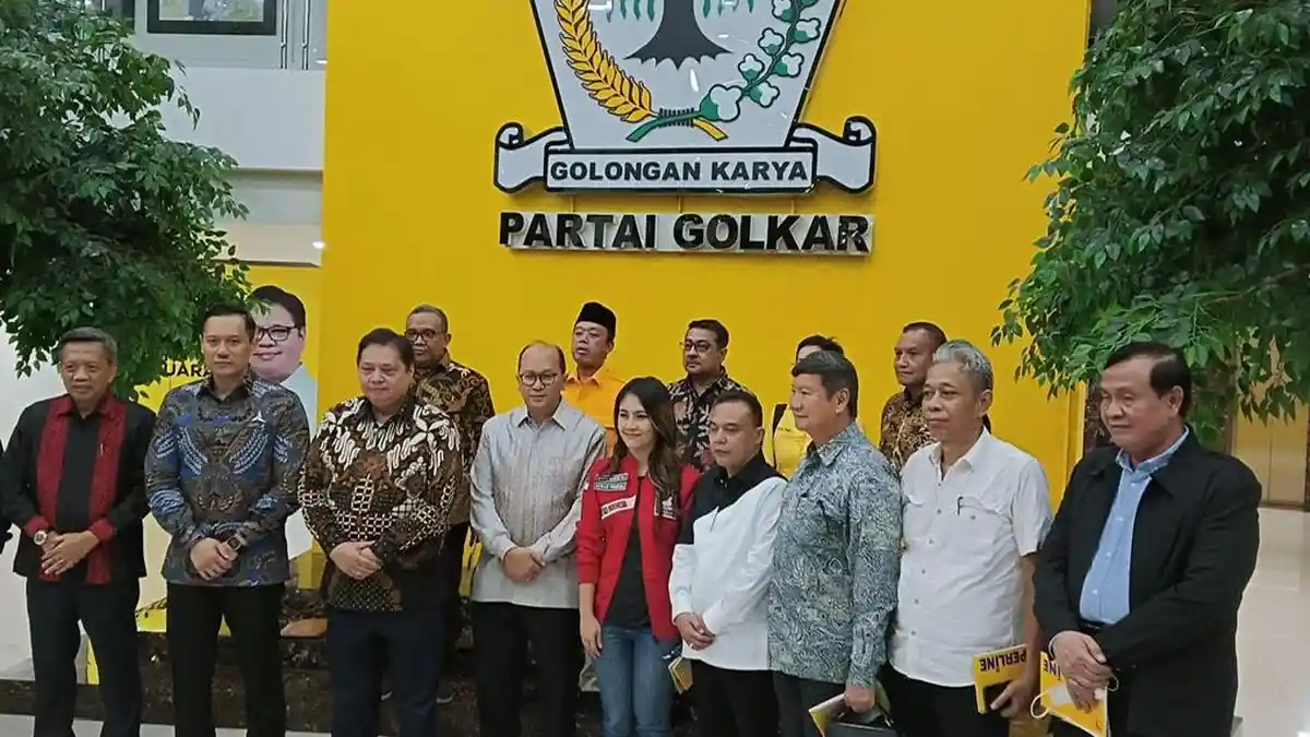 TKN Prabowo-Gibran Gelar Rapat Perdana, Airlangga: Bahas Hal Strategis Hingga Kampanye