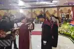 WISUDA-Rektor-Universitas-Harkat-Negeri.jpg