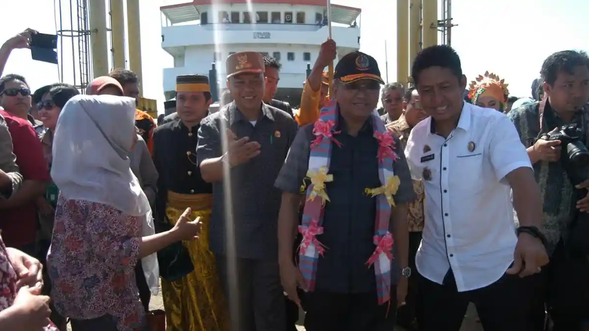 Ajudannya Diberitakan Pukul Legislator, Bupati Selayar Tak Respon