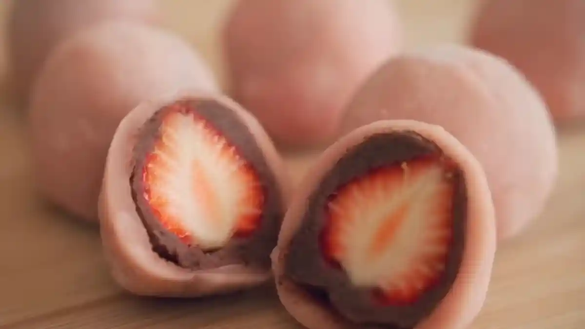 Resep Ichigo Daifuku Mochi Isi Strawberry Kue Viral dari Jepang